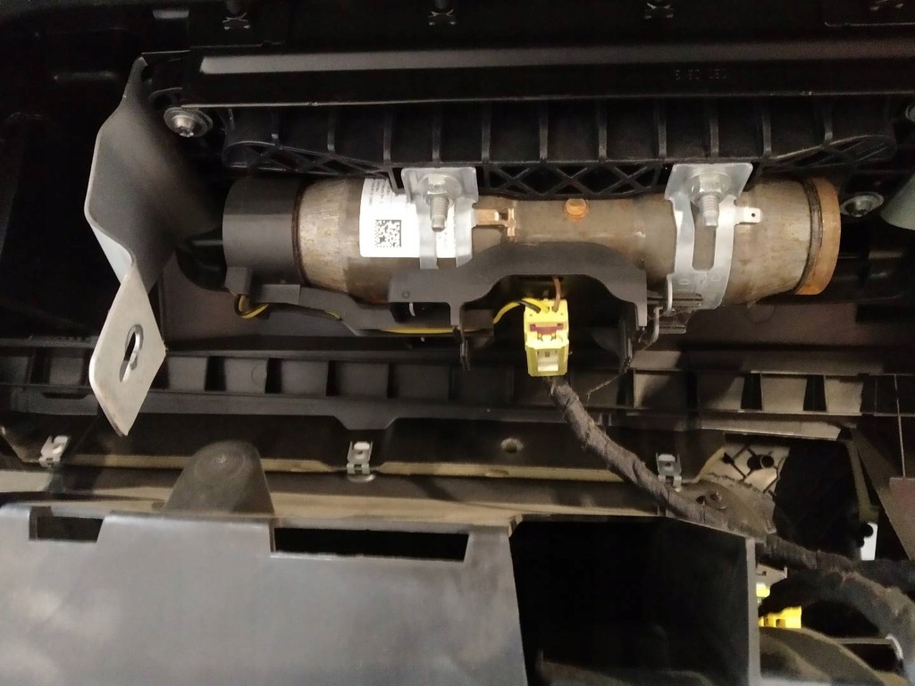 фото №7, Панель приладів приладова pulpit консоль подушка безпеки europa volkswagen golf vi 2008-12