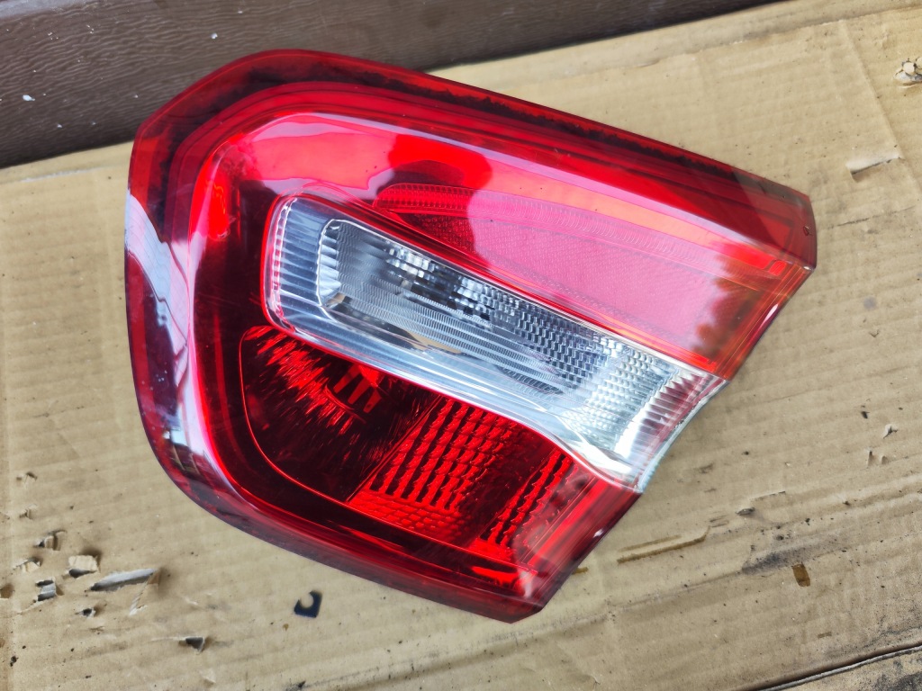 фото №1, Лампа задняя крышки правая mercedes w156 gla a1569060458