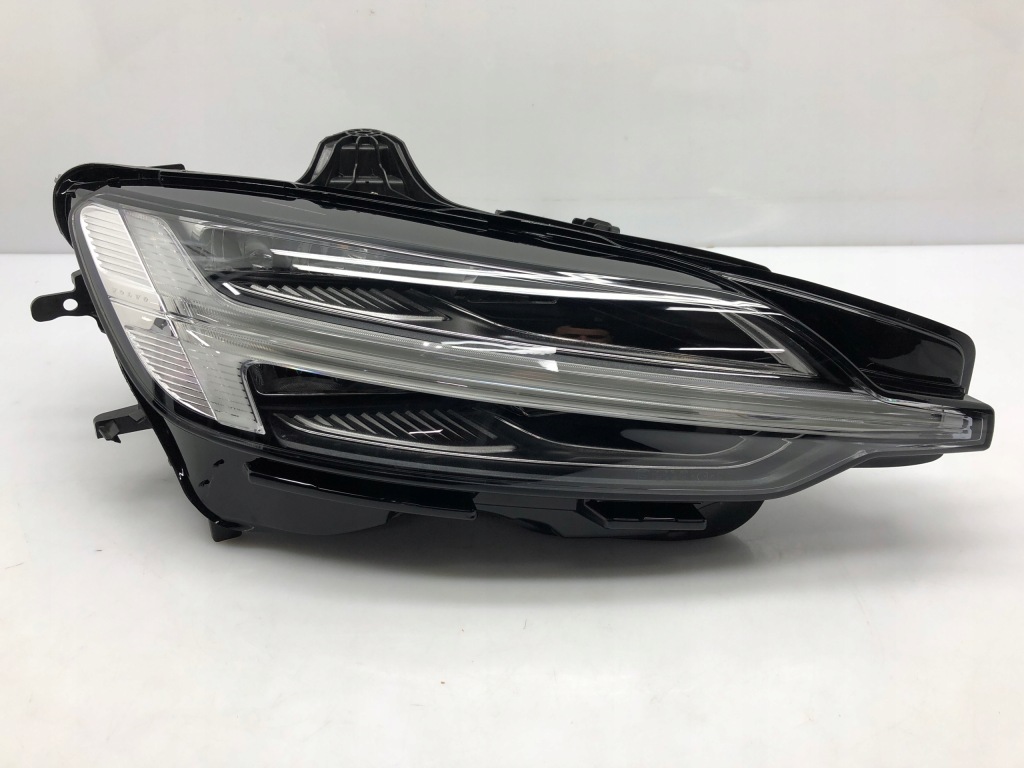 фото №1, Фара volvo s60 v60 iii правый mid led bez повреждений