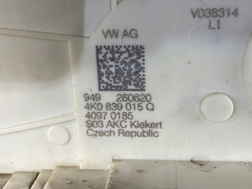 фото №11, Audi a6 c8 замок дверь левый 4k0839015q