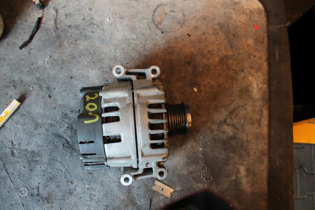 Купить 201. генератор audi 2,0 tsi 06h903018e