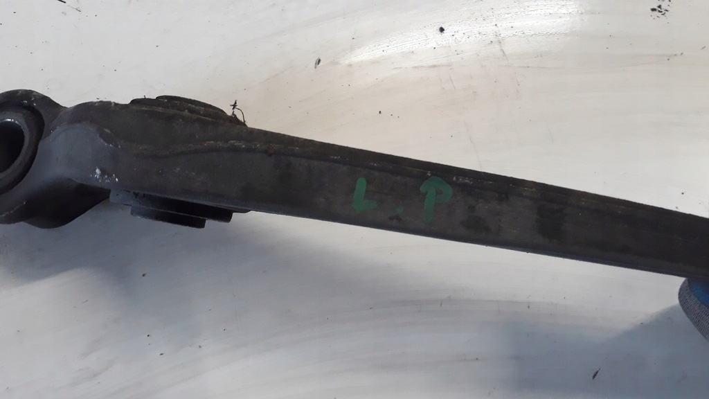 фото №3, Важіль лівий передній нижній 8k0407155c audi a7 10-