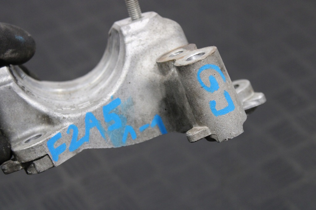 фото №2, Кронштейн підпора піввісь mazda 6 gj