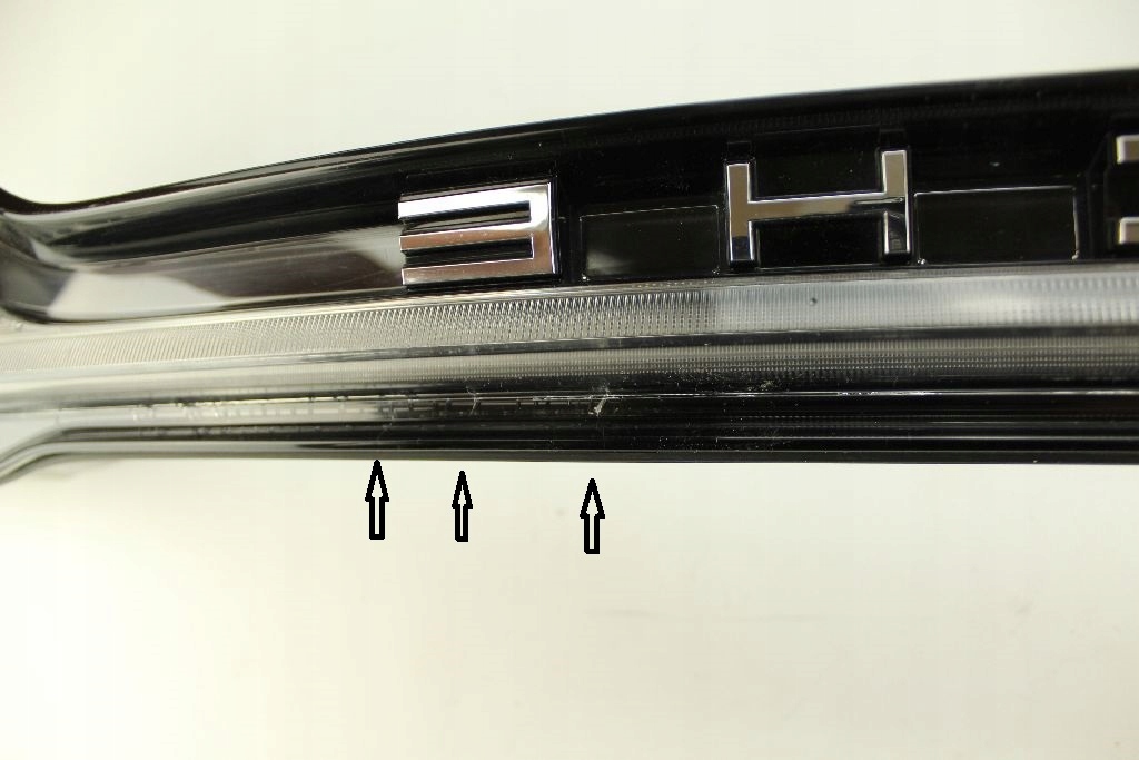 фото №16, Накладка молдинг кришки задня porsche macan lift led 19-