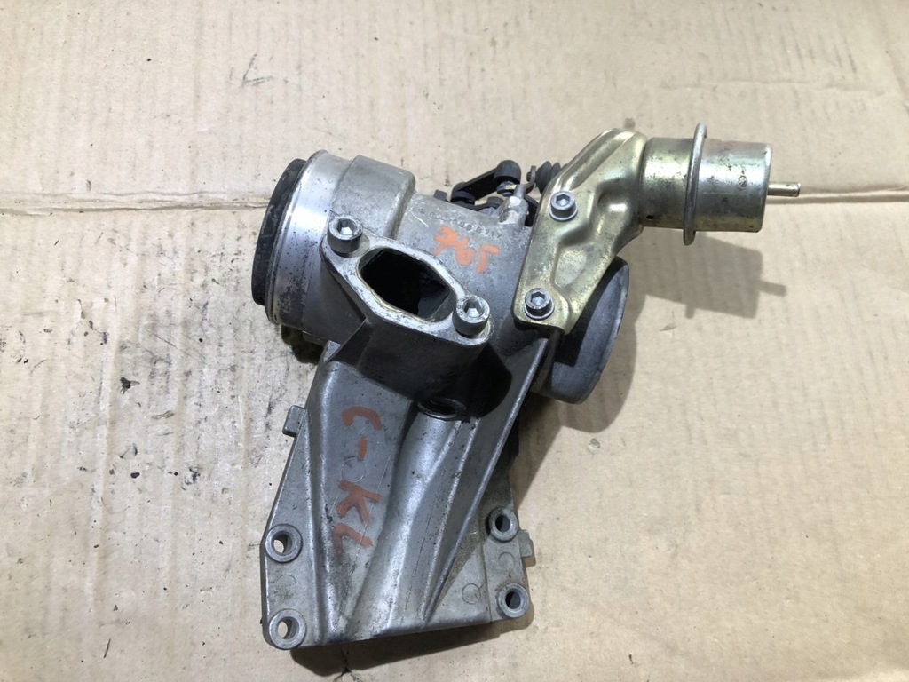 фото №1, Дроссельная заслонка mercedes w202 2.2d 6040980317