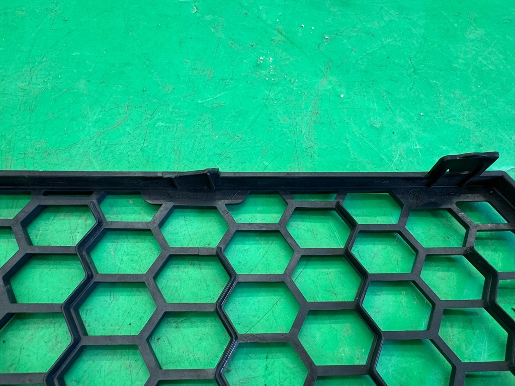 фото №10, Решётка бампера передний левая решётка радиатора 156086254 alfa romeo mito 08-