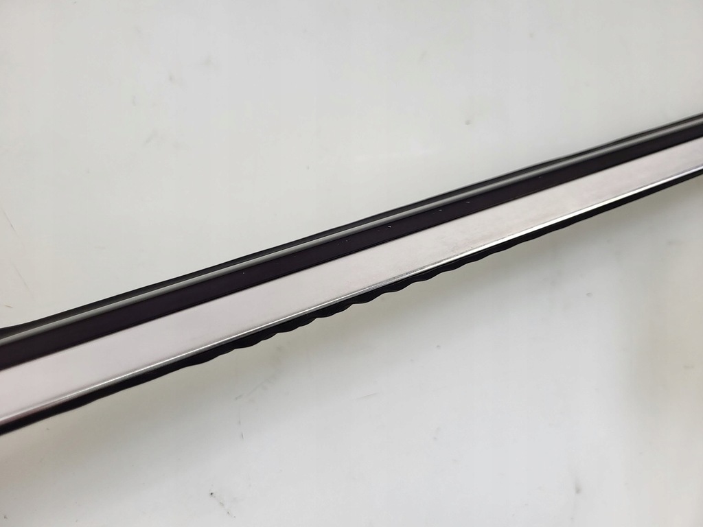 фото №15, Молдинг уплотнитель левый задняя lew задняя mercedes s s320 w140