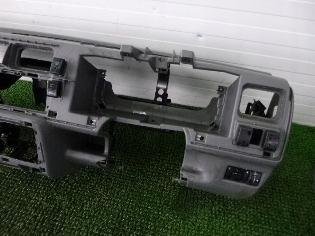 фото №4, Suzuki jimny 98- консоль панель приладів приладова anglik