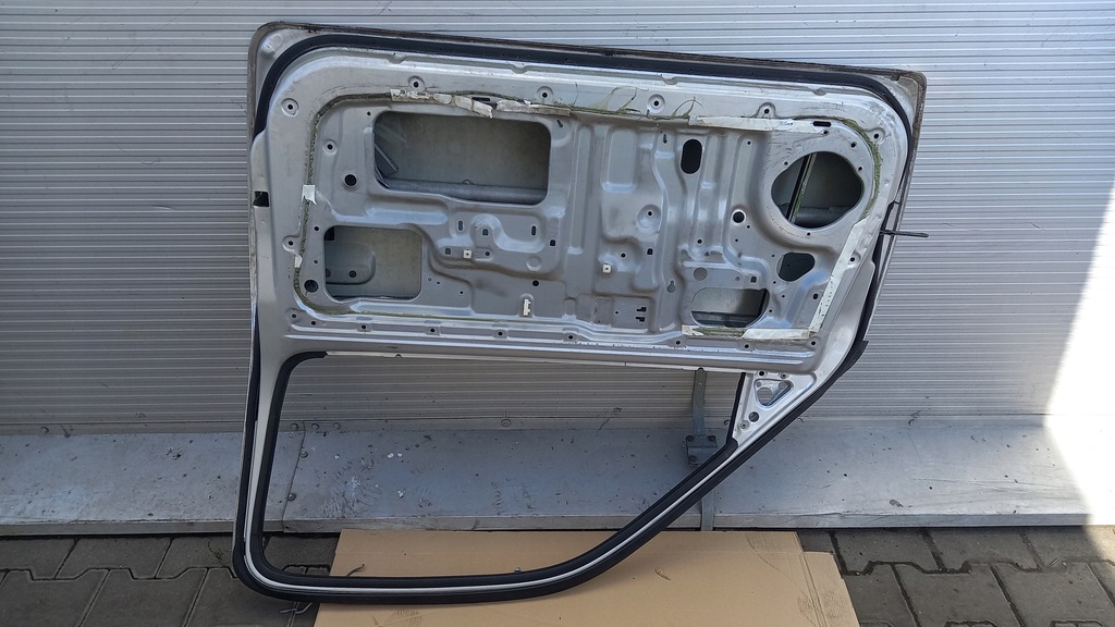 фото №16, Двері праве перед nissan micra k11 98r