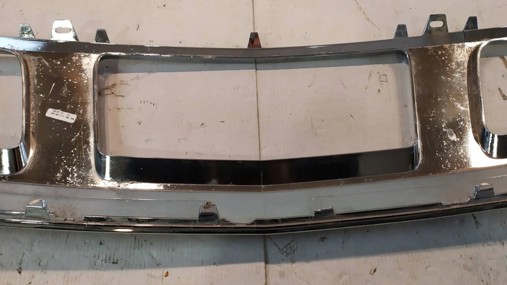 Молдинг хром перед mercedes gl w168 Недорого