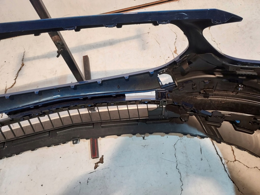 фото №10, Бампер напрямна mercedes w206 перед nr m288