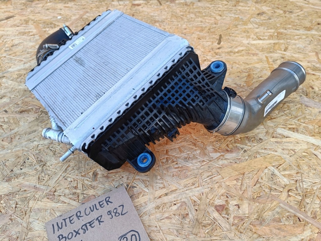 Porsche boxster 982 2.0i интеркулер комплектный  демонтаж 2023r Недорого
