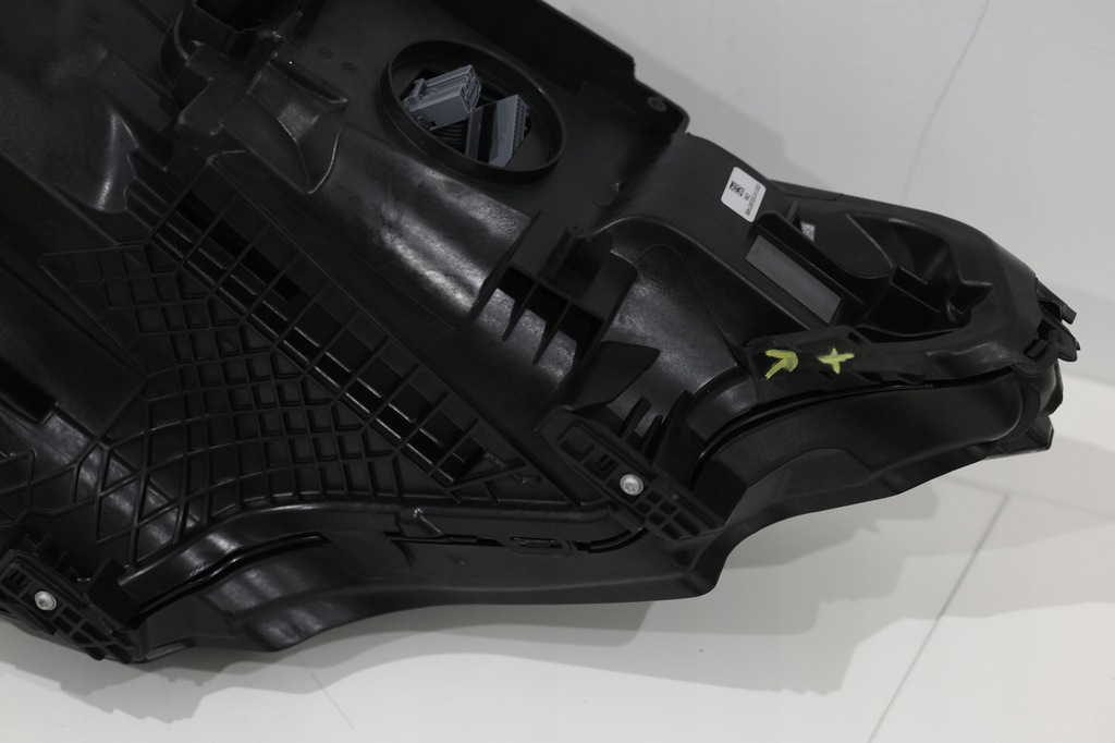 фото №10, Volvo polestar 2 лампа передня ліва high led p32420482 2025