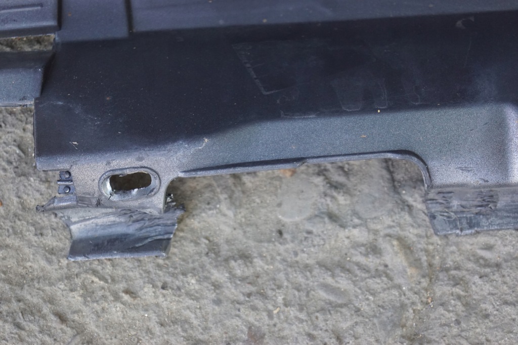 фото №14, Порог молдинг порог правая volvo c30 r-design