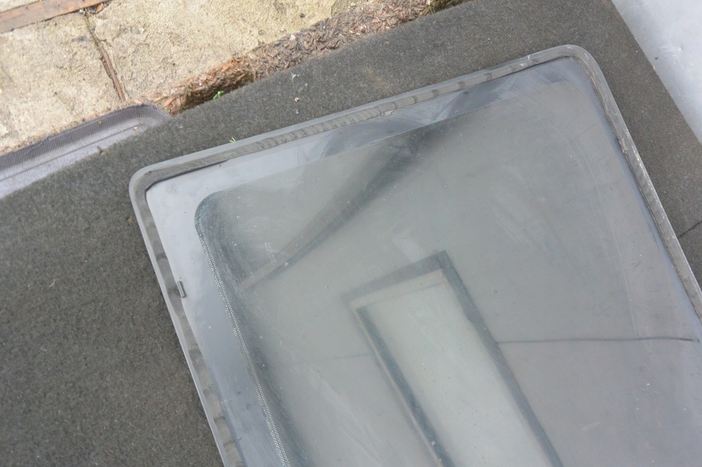 фото №8, Стекло боковая левая перед 08r. vw transporter t5