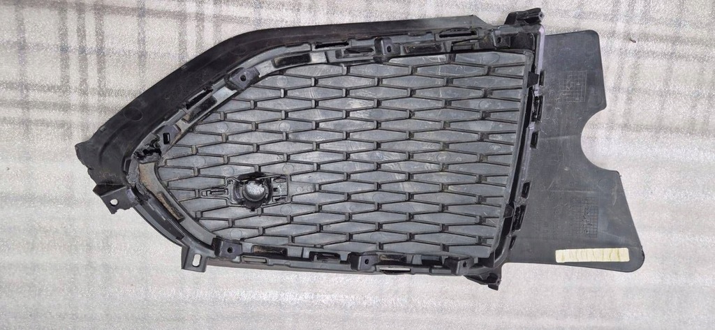 фото №8, Решётка левая бампера перед jaguar f-pace