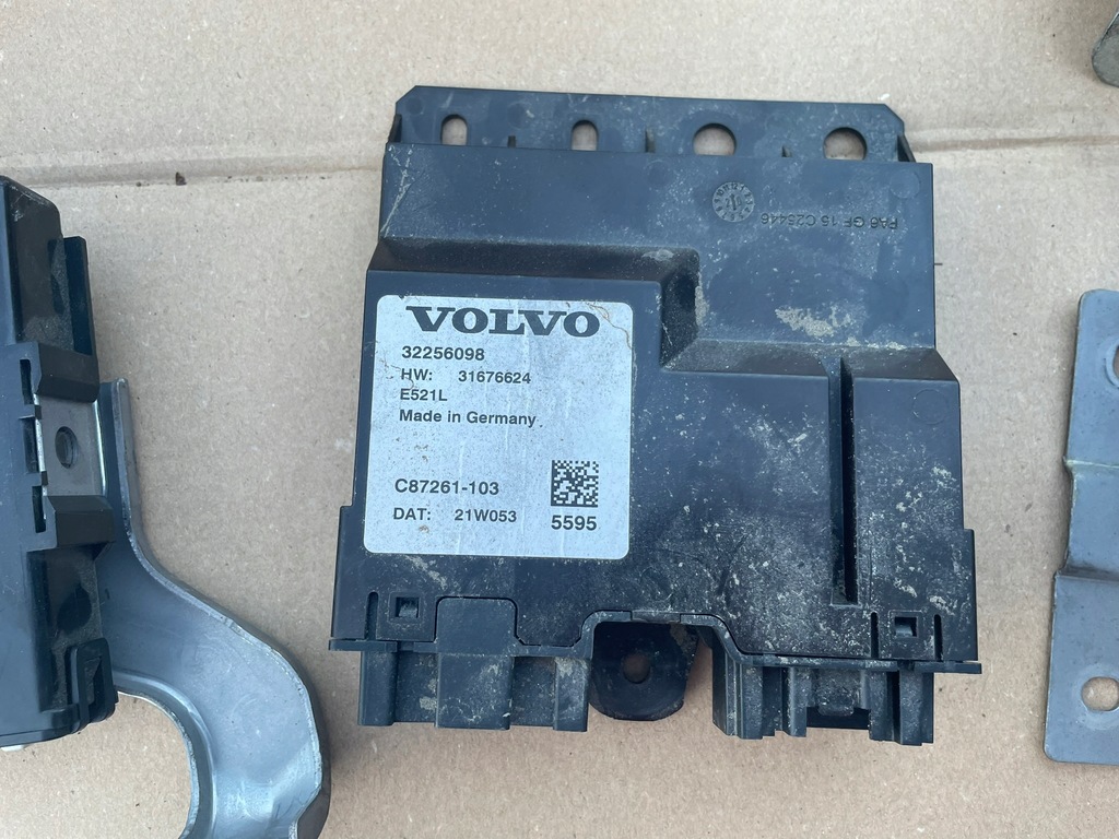 фото №1, Volvo v60 ii s60 iii модуль блок управления крышки 32256098