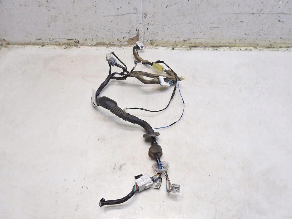 фото №8, Жгут электропроводка дверь левый перед subaru outback iv 81820aj430