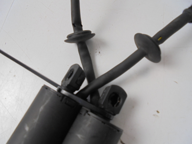 фото №3, Амортизатори кришки задня citroen c5 aircross 2017-