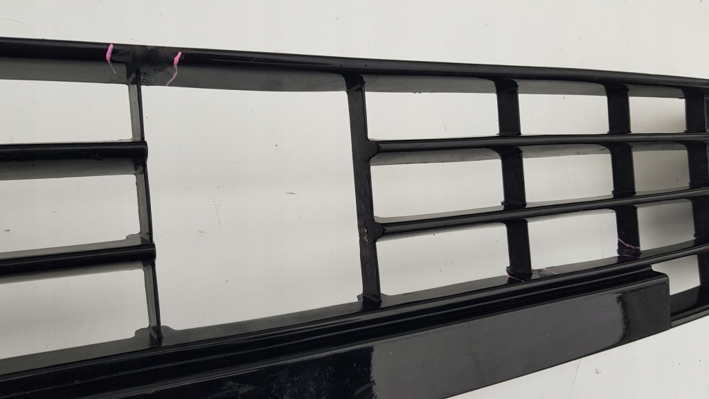 фото №8, Решітка середня бампера vw polo v 6r r-line радар