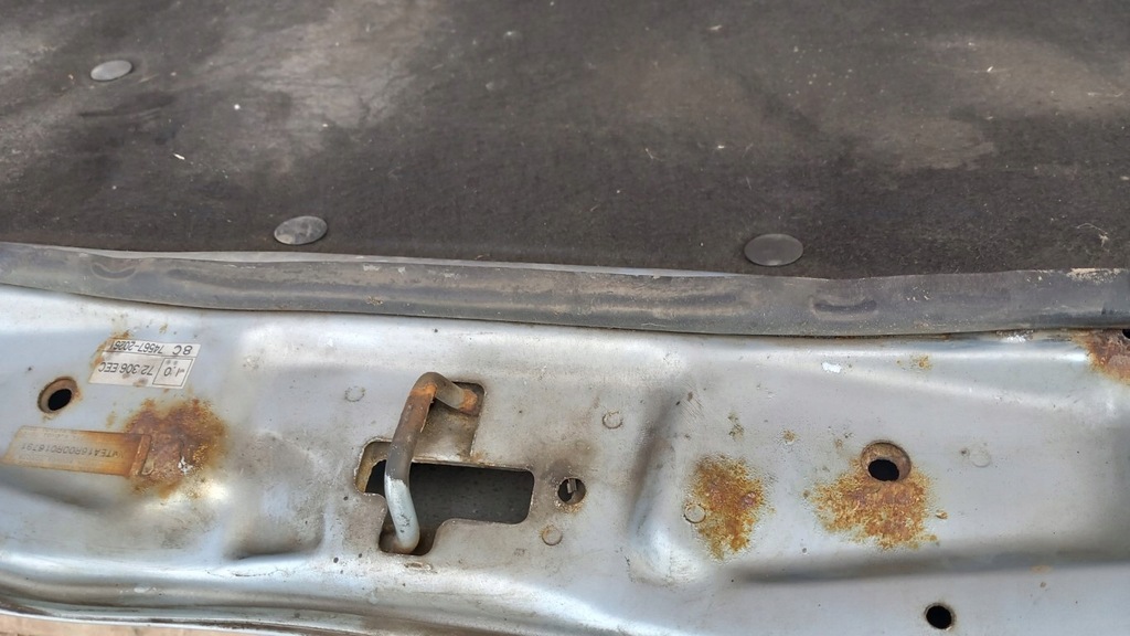 фото №10, Toyota verso ii капот