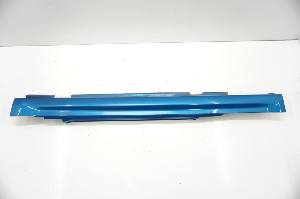 фото №1, Mini cooper s r56 молдинг порог правая a59