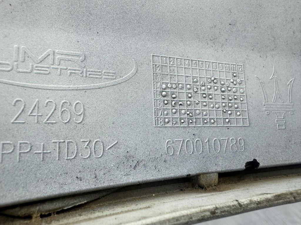 Купити Накладка накладка порога  ліва maserati ghibli grandsport m157s 670010789