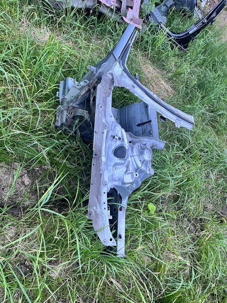 фото №1, Audi a6 c7 4g четверть перед левая правая