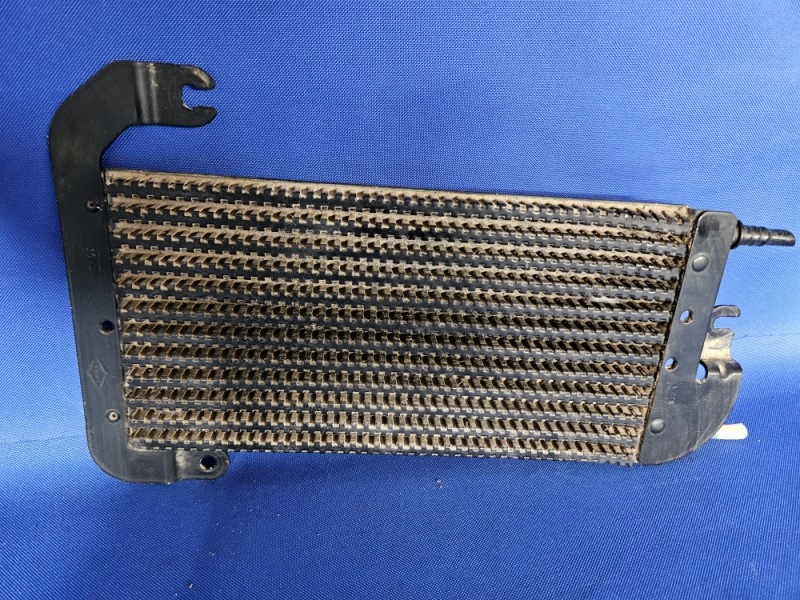 фото №1, Renault trafic iii x82 2016 радиатор топлива 175104049r