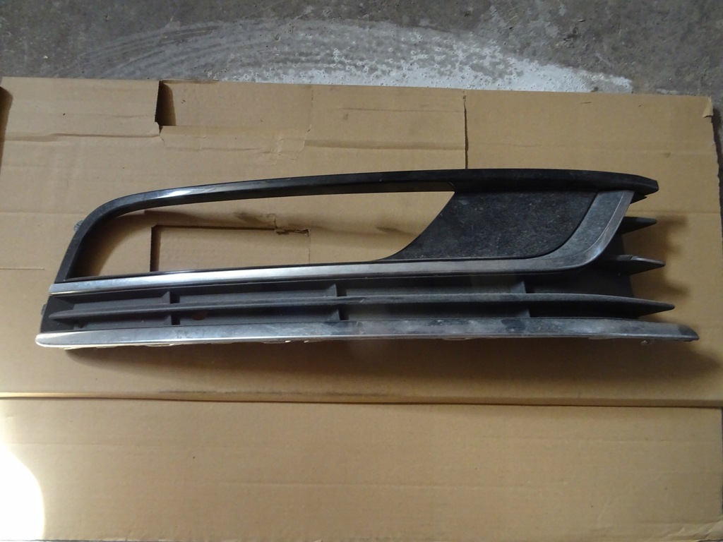 фото №1, Vw passat b7 решітка права захист 3aa853666a