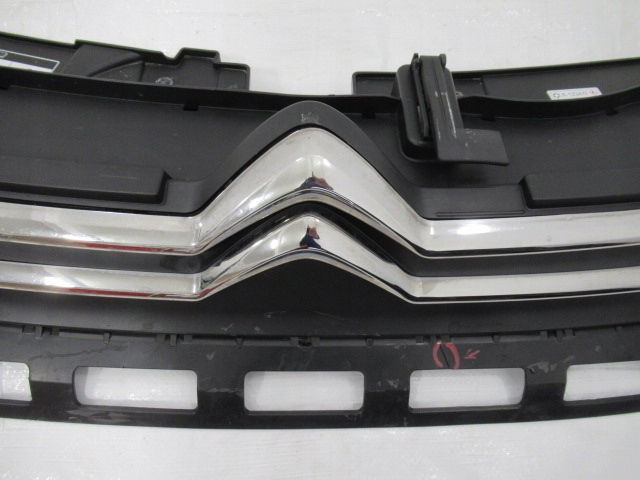 фото №3, Citroen c3 iii решётка радиатора решётка радиатора 9812063477