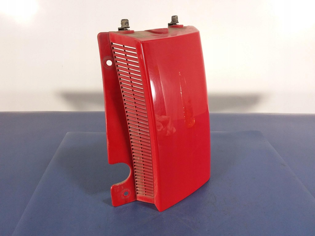 фото №1, Meriva a молдинг защита лампы правой задний y547