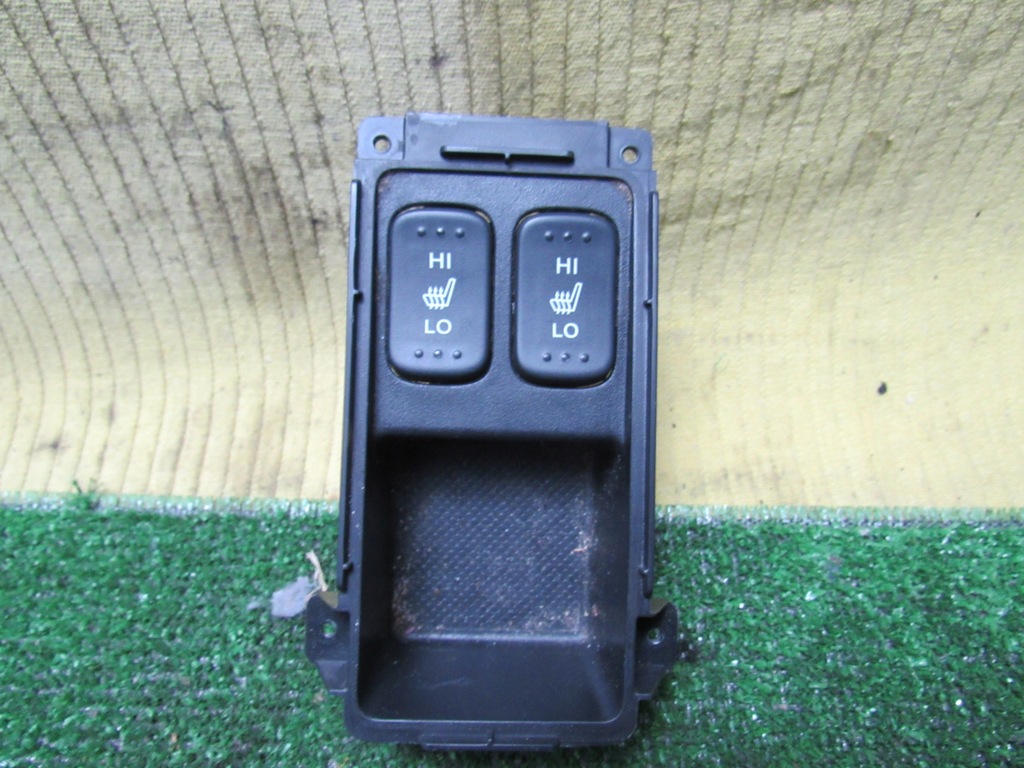 фото №1, Перемикач підігрітих сидінь crv iii