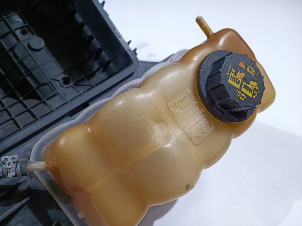 фото №7, Бачок жидкость охлаждающий основание корпус фильтра ford f150 2009-2014