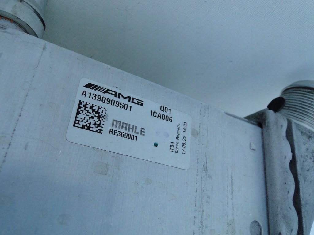 фото №6, Mercedes интеркулер комплект a1390909501 a1390901402 sl 232 43 amg