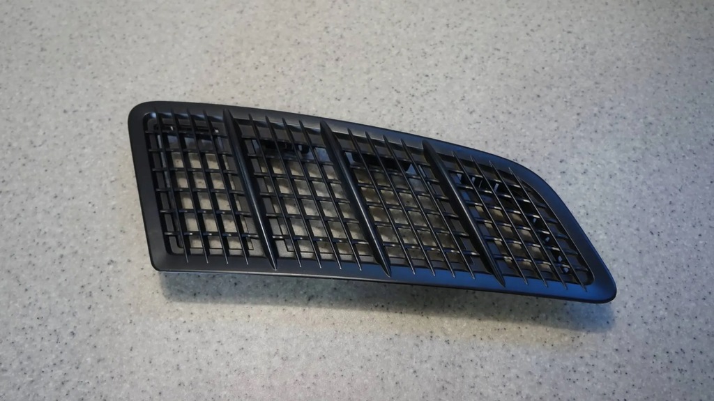 фото №1, Впуск воздуха капот правый mercedes slk w172 r172