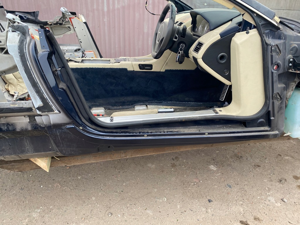 фото №1, Порог обшивка блок двигателя правый aston martin db9