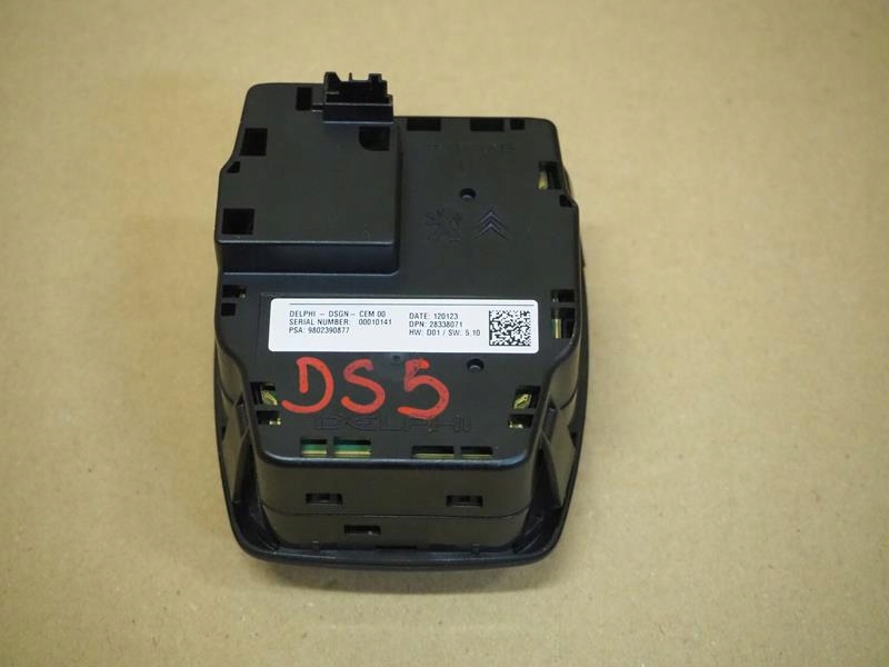фото №3, Панель управление idrive радио citroen ds5