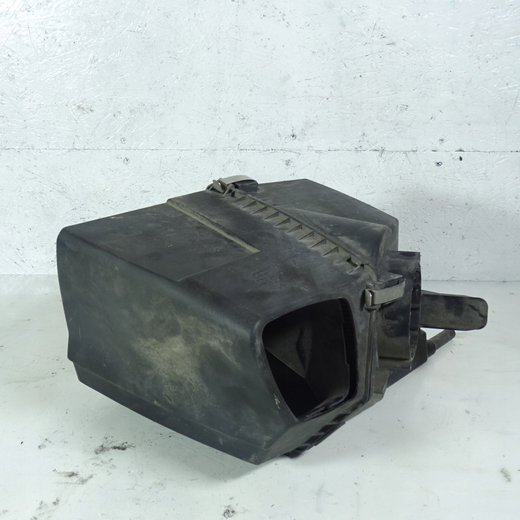 фото №1, Audi a6 c6 корпус фильтра воздуха 4f0133835h