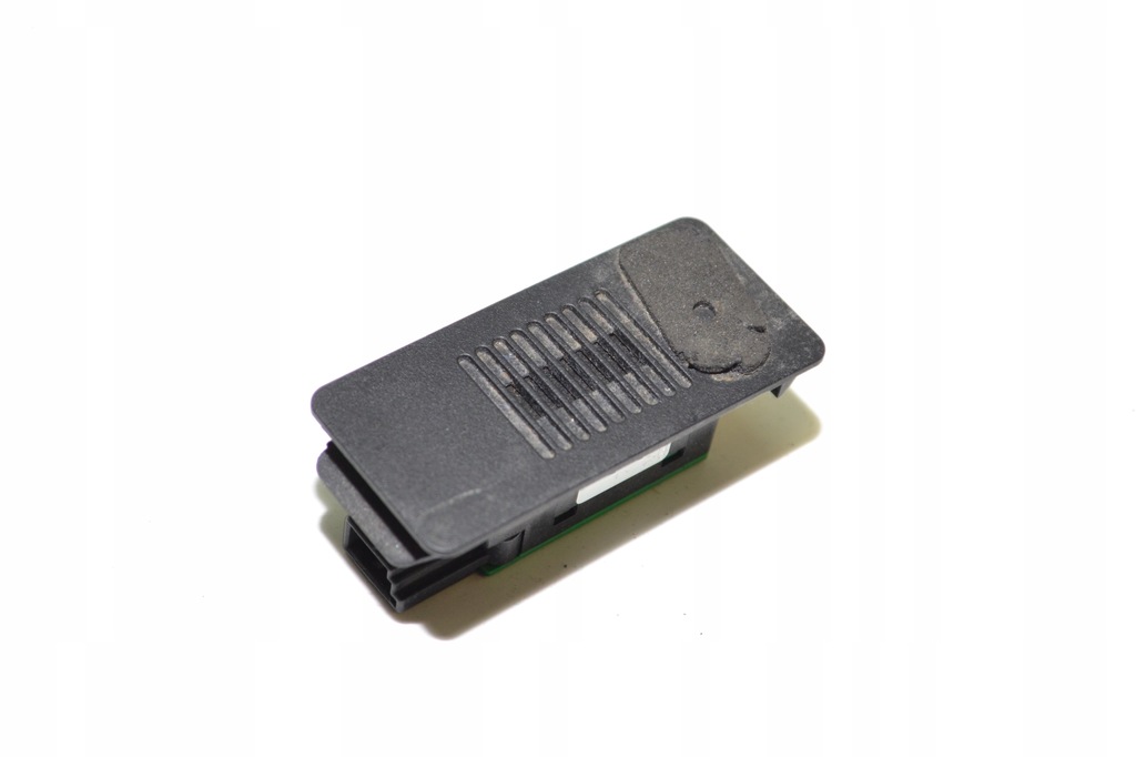 фото №1, Bmw e39 sedan заглушка потолочный микрофон 8374075 8165257 8171514