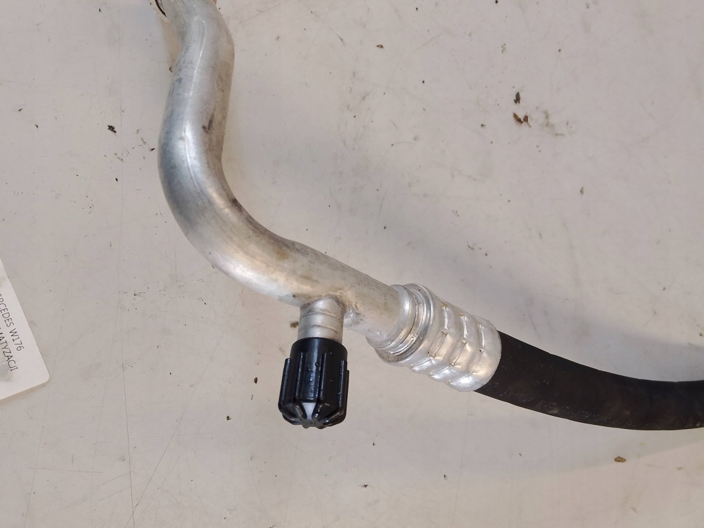 Mercedes w176 шланг кондиціонера a2468303615 Оригінал