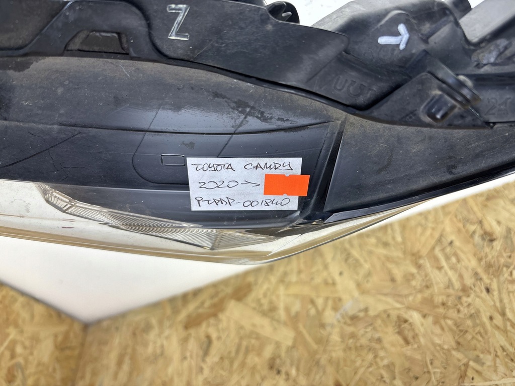 фото №9, Toyota camry viii xv70 2022 лампа передняя