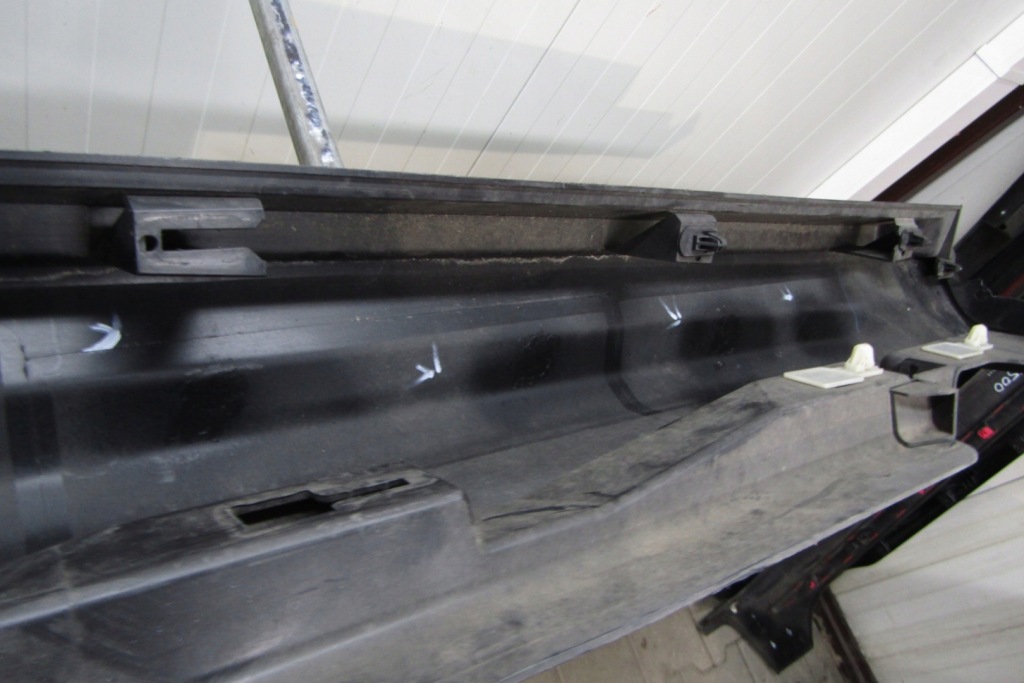 фото №9, Молдинг порог левая volvo v40 cross country 12-