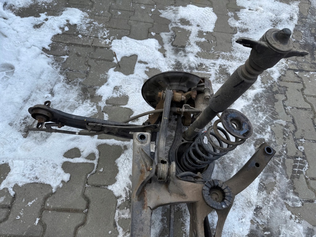 фото №6, Hyundai i30 iii 16- kombi балка подвеска задняя задняя kombi комплект