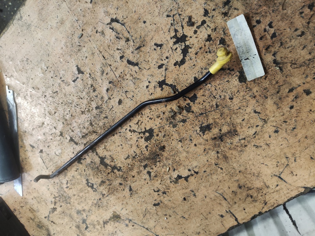 фото №1, Hyundai ix20 стержень опора капот