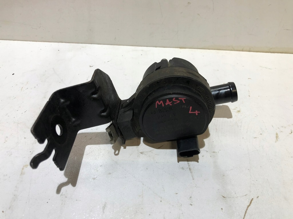 фото №1, Renault master iv 2.3 dci насос wody 925164ga0a