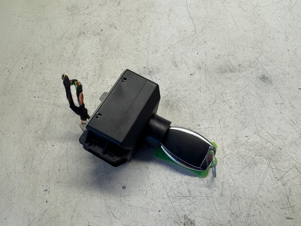 фото №1, Mercedes w246 замок запалювання ключ a2469055801