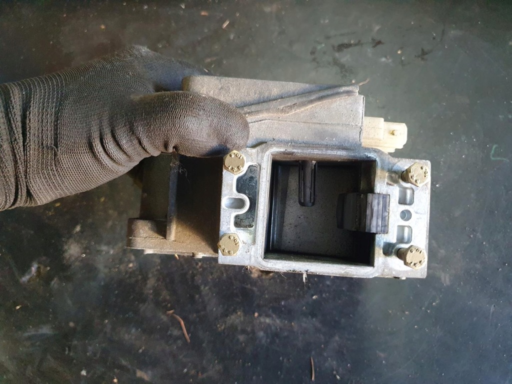 Audi 80 b4 avant універсал 1.9 tdi 281002072 витратомір в Україні