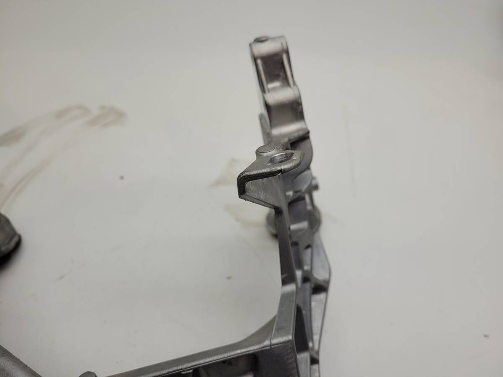 фото №8, Кронштейн кронштейн колонки рулевого bmw 7 f01 f02 6140829