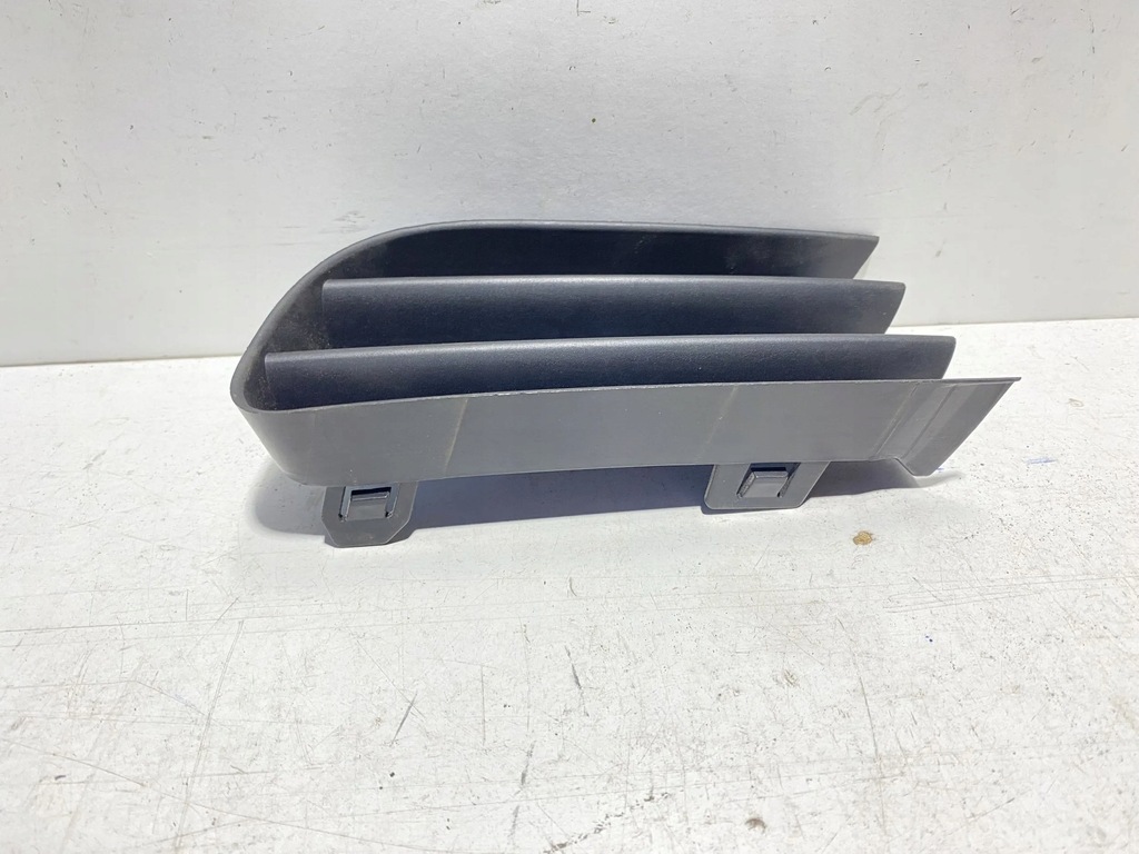 фото №5, Решётка левая перед renault megane ii 8200115119